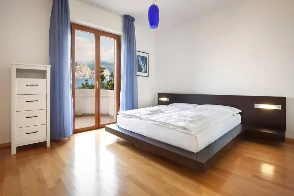 Villa Mimosa-Con Piscina E Vista Lago Brenzone sul Garda